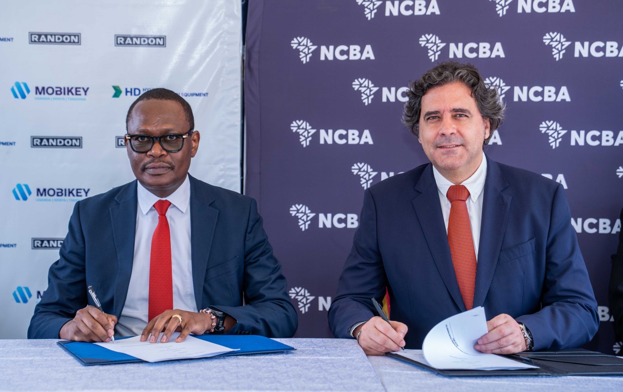 Lennox Mugambi and Ricardo Teixeira